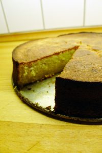 svampet kage med olivenolie og citron laktosefri